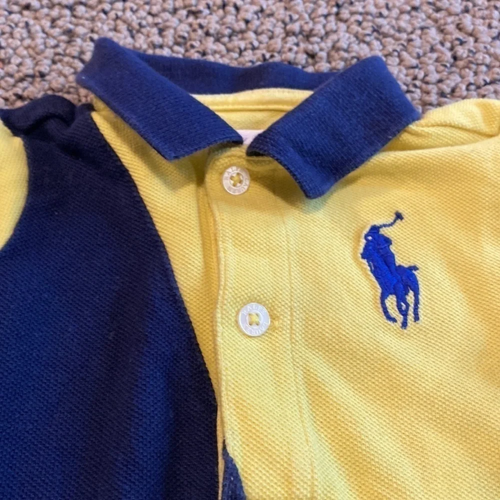 Ralph Lauren Long Sleeved Onesie Size 6 Months in Like New Condition